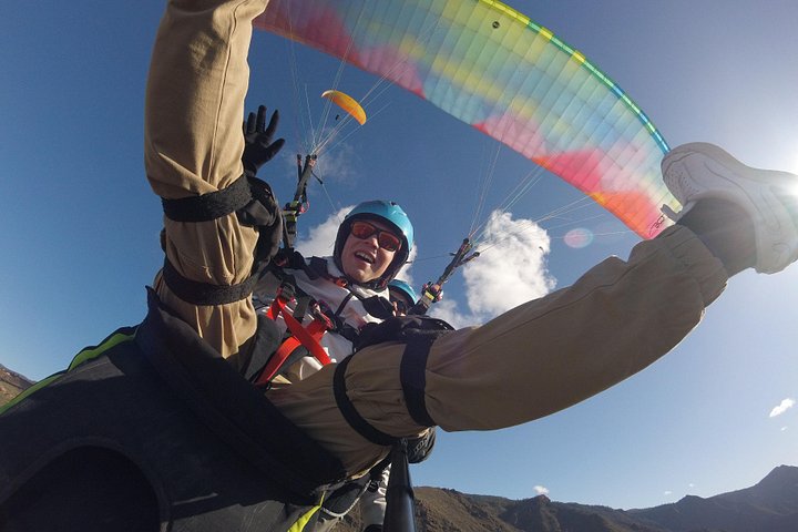 Vol en parapente biplace au-dessus des paysages pittoresques de Tenerife, Espagne, photo 13 | wizardtrip
