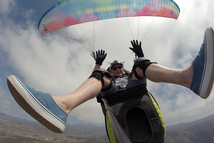 Vol en parapente biplace au-dessus des paysages pittoresques de Tenerife, Espagne, photo 17 | wizardtrip