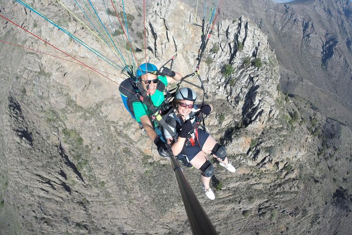 Vol en parapente biplace au-dessus des paysages pittoresques de Tenerife, Espagne, photo 19 | wizardtrip