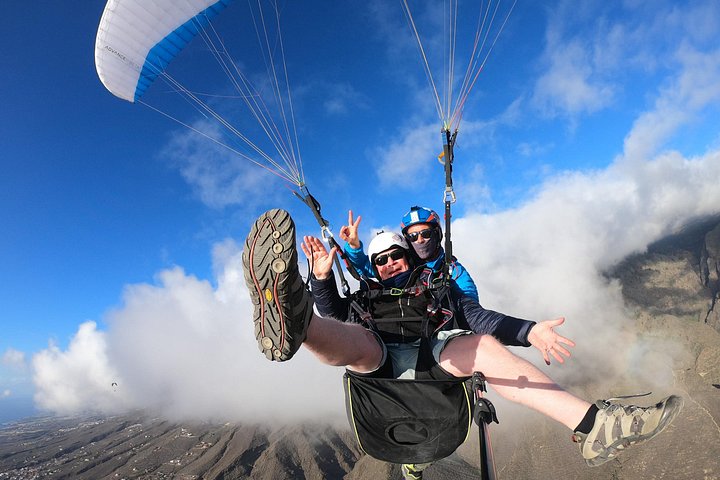 Vol en parapente biplace au-dessus des paysages pittoresques de Tenerife, Espagne, photo 29 | wizardtrip