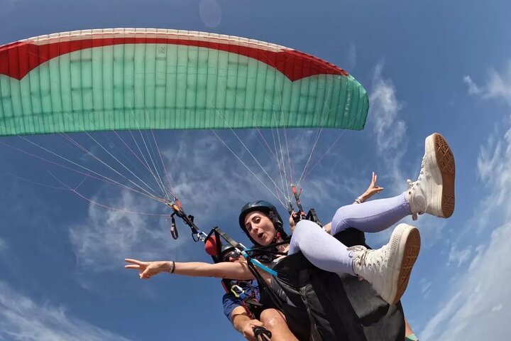 Vol en parapente biplace au-dessus des paysages pittoresques de Tenerife, Espagne, photo 48 | wizardtrip