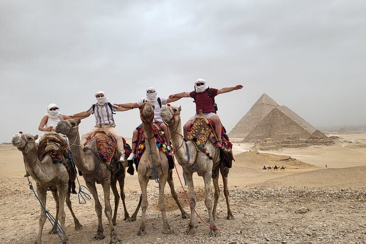 Viaje de día completo de Hurgada a El Cairo con las Pirámides, la Esfinge y los Museos Egipcios, foto 14 | wizardtrip