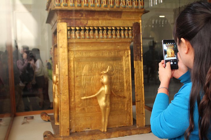 Heldagstur fra Hurghada til Cairo med udforskning af pyramiderne, Sfinksen og egyptiske museer, foto 11 | wizardtrip