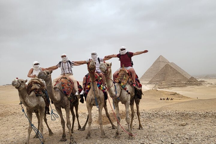Heldagstur fra Hurghada til Cairo med udforskning af pyramiderne, Sfinksen og egyptiske museer, foto 15 | wizardtrip