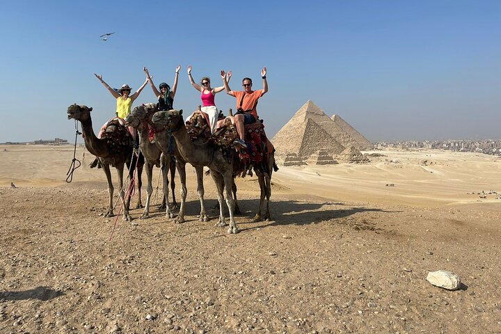 Heldagstur fra Hurghada til Cairo med udforskning af pyramiderne, Sfinksen og egyptiske museer, foto 17 | wizardtrip