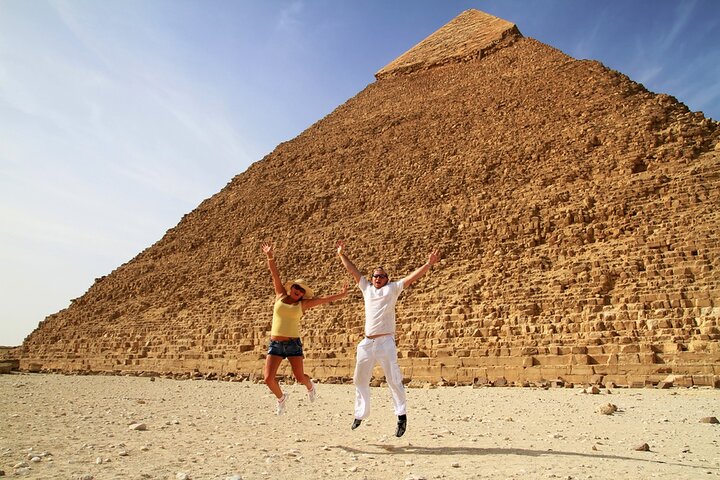 Excursión de un día de Hurghada a El Cairo para ver las Pirámides de Giza y el Museo Egipcio, foto 18 | wizardtrip
