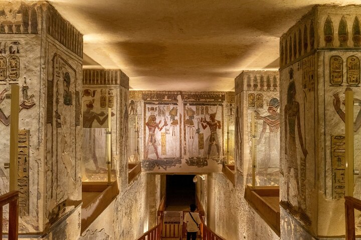 Excursión de un día de Hurghada a El Cairo para ver las Pirámides de Giza y el Museo Egipcio, foto 28 | wizardtrip