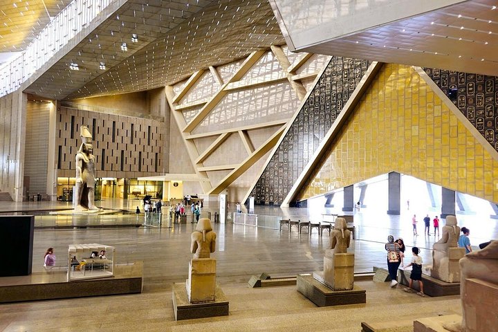 Excursión de un día de Hurghada a El Cairo para ver las Pirámides de Giza y el Museo Egipcio, foto 36 | wizardtrip