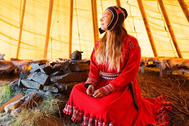 Begeleide minibus tour naar de Noordkaap en een Sami-dorp in Noorwegen, met culturele ervaringen en adembenemende landschappen, foto 6 | wizardtrip