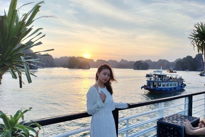 ベトナム、ランハー湾での終日クルーズツアー。カヤック、水泳、景観をお楽しみいただけます、写真7 | wizardtrip