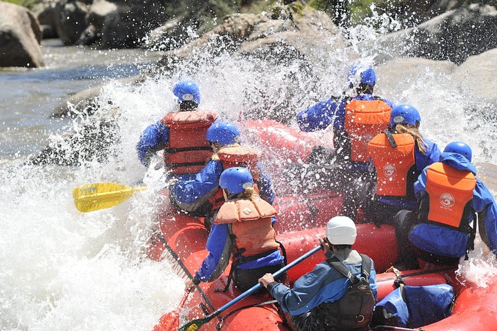 Aventura de rafting em corredeiras pelo Monumento Nacional de Brown's Canyon, Colorado, foto 6 | wizardtrip