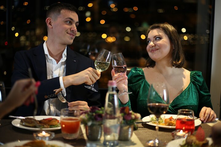 Enjoy a romantic dinner cruise on the Danube River in Budapest, featuring illuminated landmarks and live music, photo 10 | wizardtrip