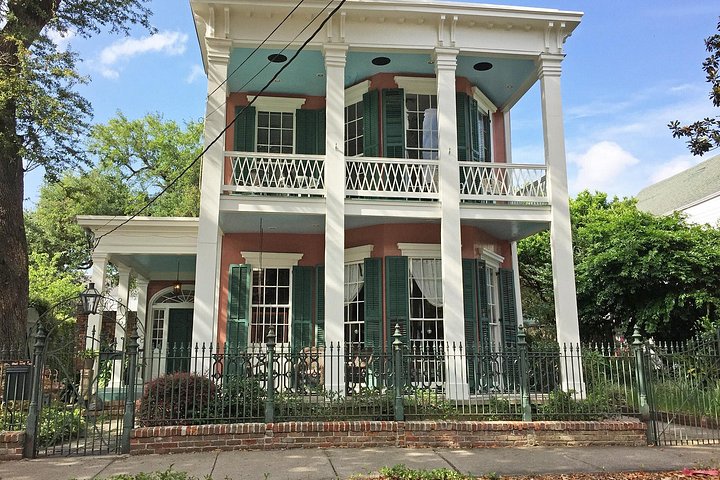Utforsk New Orleans' ikoniske French Quarter, Garden District og historiske kirkegårder på en omfattende bytur, foto 7 | wizardtrip