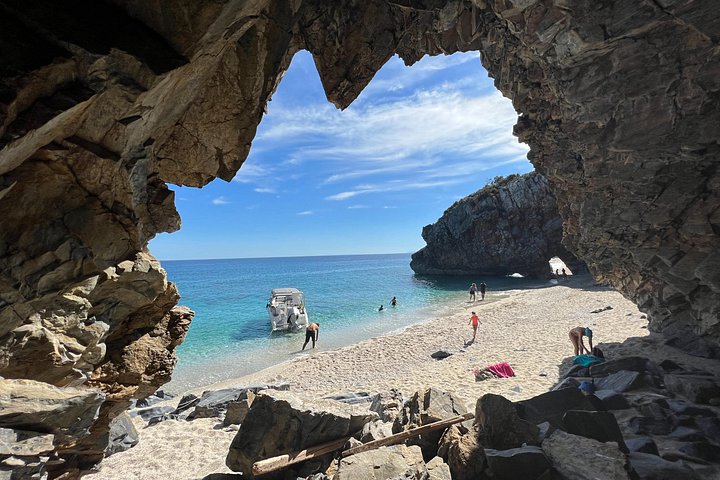Boottocht langs de stranden en grotten van Oost-Pelion in Griekenland, foto 5 | wizardtrip