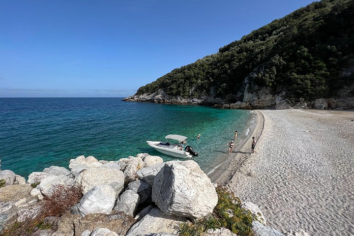 Boottocht langs de stranden en grotten van Oost-Pelion in Griekenland, foto 32 | wizardtrip