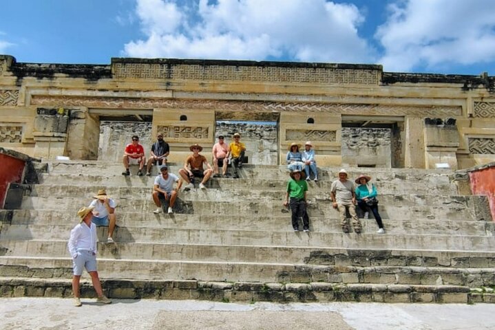 Dagtocht naar Hierve el Agua, Tuleboom, Mitla-ruïnes en een mezcal-distilleerderij in Oaxaca, Mexico, foto 14 | wizardtrip