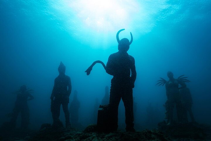 Profitez d'une visite guidée en plongée avec tuba des sculptures sous-marines uniques de Grenade et de ses récifs coralliens vibrants, photo 35 | wizardtrip