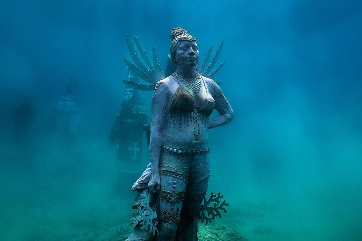 Profitez d'une visite guidée en plongée avec tuba des sculptures sous-marines uniques de Grenade et de ses récifs coralliens vibrants, photo 38 | wizardtrip
