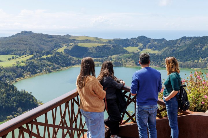 Tour de l'Est de São Miguel en Van : Furnas & Nordeste + Déjeuner | wizardtrip