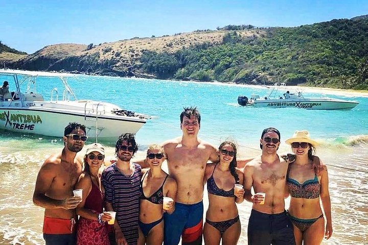 Tour en vedette autour d'Antigua, visitant Stingray City, Nelson's Dockyard et des plages isolées, photo 8 | wizardtrip