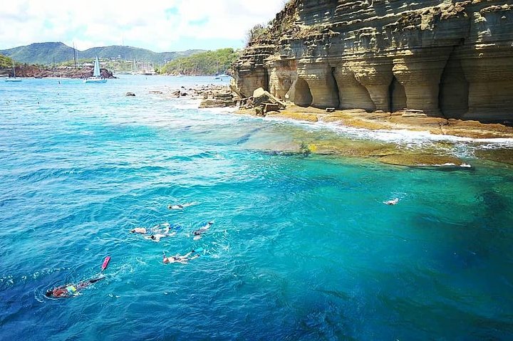 Tour en vedette autour d'Antigua, visitant Stingray City, Nelson's Dockyard et des plages isolées, photo 12 | wizardtrip