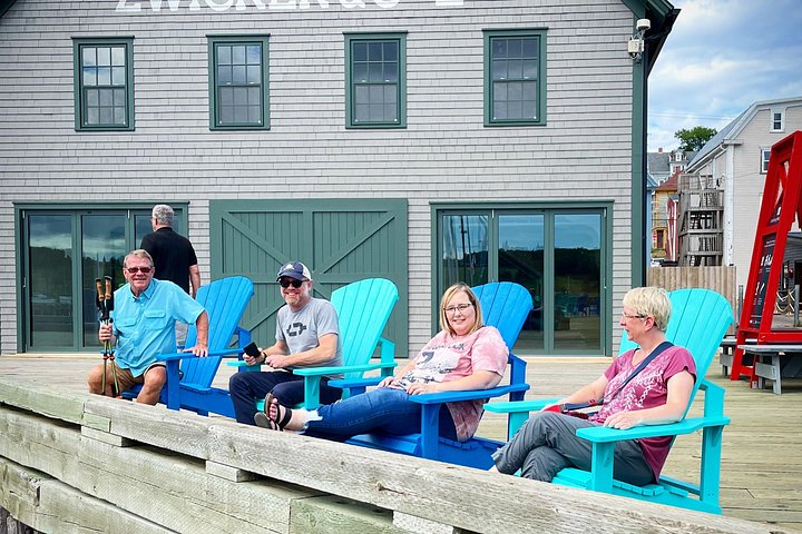 Kleingruppentour zum Leuchtturm von Peggy's Cove, den historischen Straßen von Lunenburg und den Weingütern des Annapolis Valley in Halifax, Foto 15 | wizardtrip