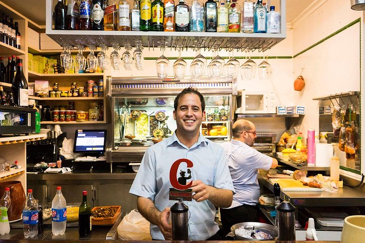 Enjoy authentic tapas and local drinks on a guided food tour through Seville's charming neighborhoods, photo 8 | wizardtrip