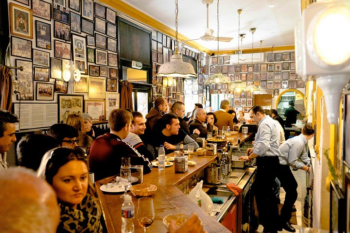 Enjoy authentic tapas and local drinks on a guided food tour through Seville's charming neighborhoods, photo 14 | wizardtrip