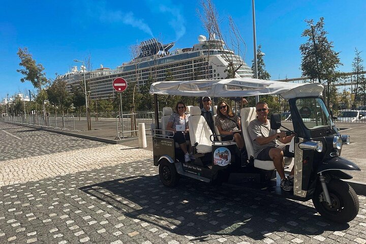Privat tuk-tuk-tur, der udforsker Lissabons historiske gader, udsigtspunkter og vartegn, foto 6 | wizardtrip