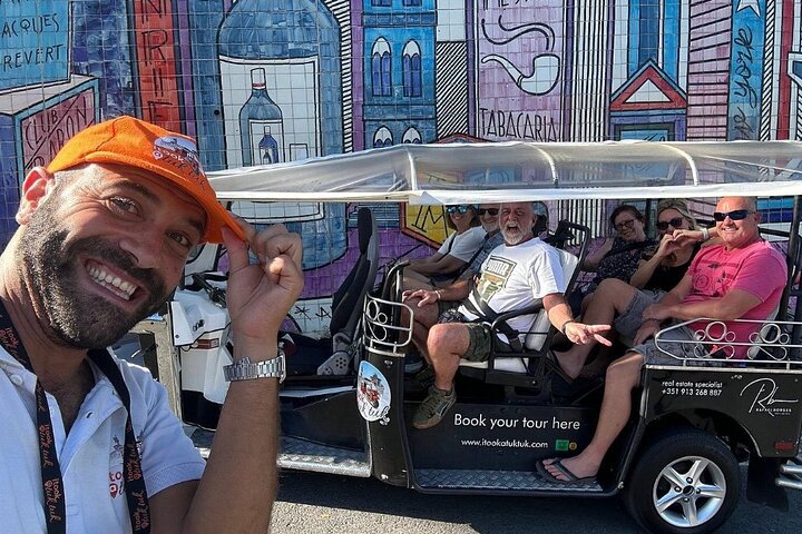 Privat tuk-tuk-tur, der udforsker Lissabons historiske gader, udsigtspunkter og vartegn, foto 32 | wizardtrip