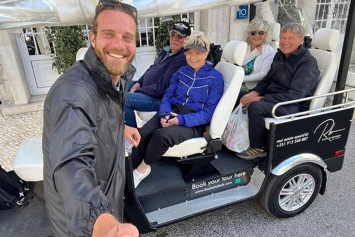 Privat tuk-tuk-tur, der udforsker Lissabons historiske gader, udsigtspunkter og vartegn, foto 35 | wizardtrip