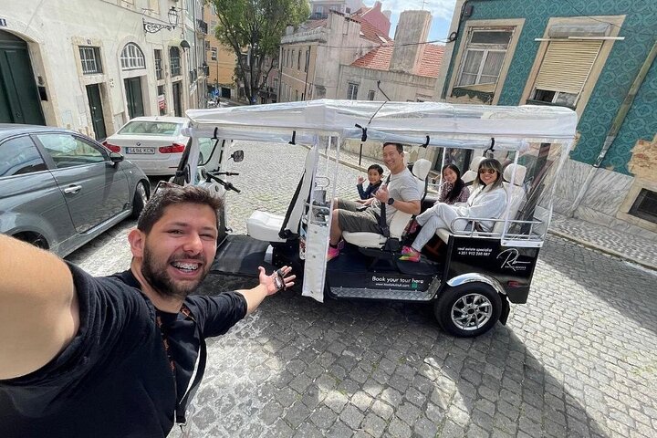 Privat tuk-tuk-tur, der udforsker Lissabons historiske gader, udsigtspunkter og vartegn, foto 36 | wizardtrip