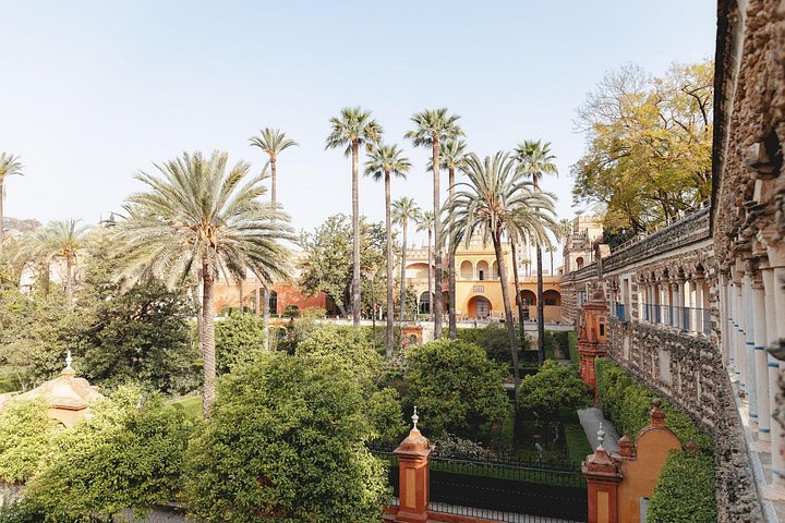 Early access tour of the historic Royal Alcazar palace and gardens in Seville, Spain, photo 6 | wizardtrip