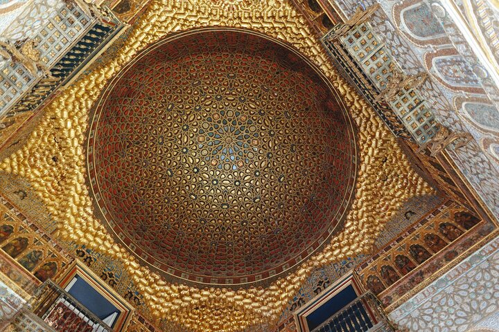 Early access tour of the historic Royal Alcazar palace and gardens in Seville, Spain, photo 20 | wizardtrip