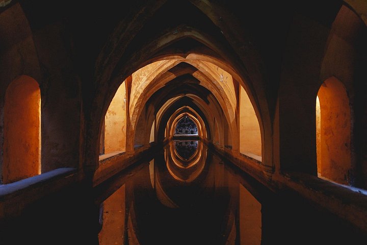 Early access tour of the historic Royal Alcazar palace and gardens in Seville, Spain, photo 25 | wizardtrip