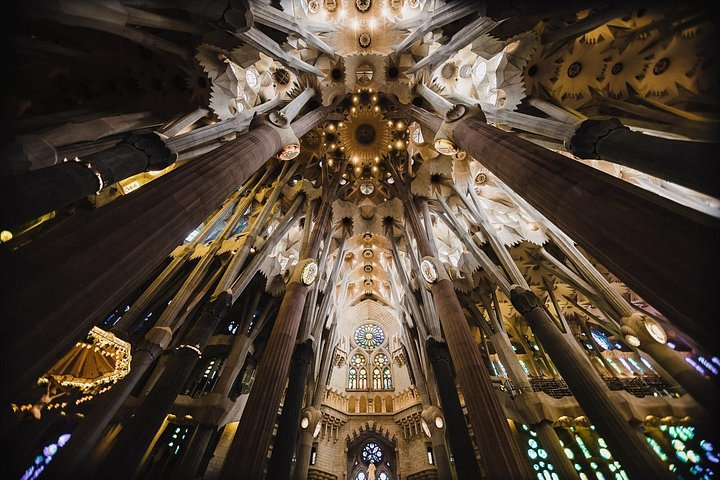 Explorez les chefs-d'œuvre de Gaudí à Barcelone, y compris la Sagrada Familia, le Park Güell et la Casa Batllo, photo 6 | wizardtrip