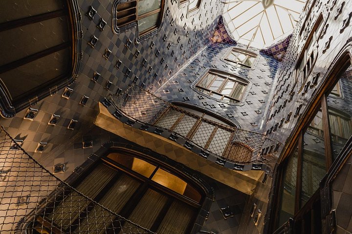Explorez les chefs-d'œuvre de Gaudí à Barcelone, y compris la Sagrada Familia, le Park Güell et la Casa Batllo, photo 7 | wizardtrip