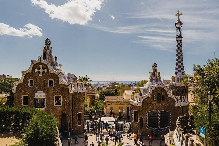 Explorez les chefs-d'œuvre de Gaudí à Barcelone, y compris la Sagrada Familia, le Park Güell et la Casa Batllo, photo 11 | wizardtrip