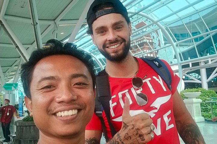 Privé luchthaven transfer service op Bali, Indonesië, die een comfortabele en gemakkelijke manier biedt om je hotel te bereiken, foto 11 | wizardtrip