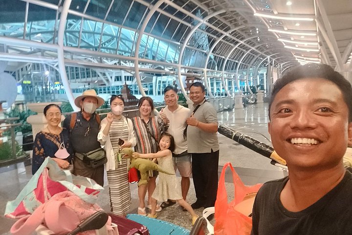 Privé luchthaven transfer service op Bali, Indonesië, die een comfortabele en gemakkelijke manier biedt om je hotel te bereiken, foto 16 | wizardtrip