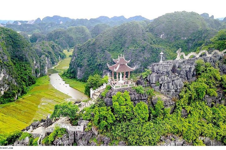 Tour di un'intera giornata da Hanoi a Ninh Binh, esplorando templi antichi, paesaggi carsici e valli panoramiche, foto 22 | wizardtrip