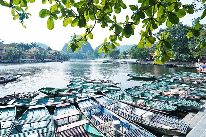 Tour di un'intera giornata da Hanoi a Ninh Binh, esplorando templi antichi, paesaggi carsici e valli panoramiche, foto 27 | wizardtrip