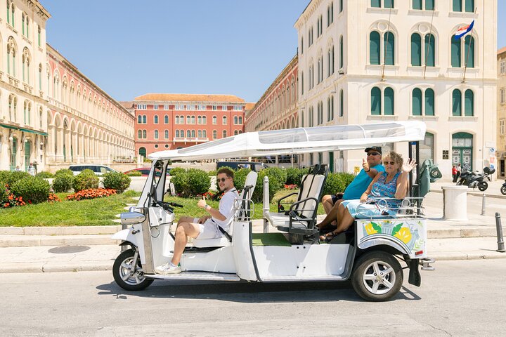 Split Tuk Tuk Tour – Diokletians Palads & Byens Højdepunkter | wizardtrip