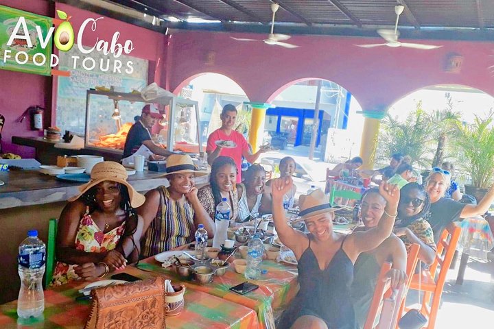 Un voyage culinaire à travers Cabo San Lucas, savourant des plats et des boissons locaux dans des cadres de quartier authentiques, photo 9 | wizardtrip