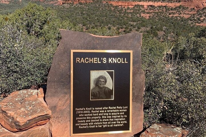 Guided Jeep tour to Sedona's energy vortex sites, exploring spiritual and scenic locations, photo 7 | wizardtrip