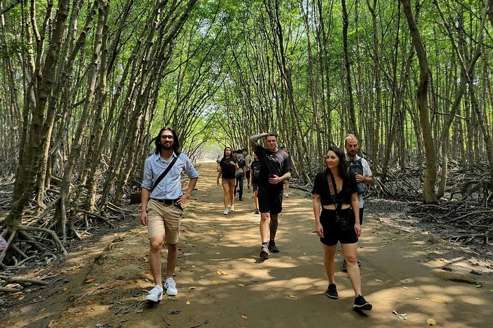 Udforsk den frodige Can Gio mangrove-skov, mød aber og besøg historiske steder på en dagstur fra Ho Chi Minh City, foto 29 | wizardtrip