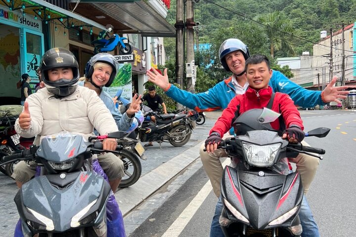Opplev den fantastiske Ha Giang Loop motorsykkelturen i Vietnam, med fantastisk fjellandskap og lokal kultur, foto 15 | wizardtrip
