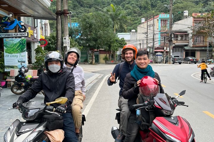 Opplev den fantastiske Ha Giang Loop motorsykkelturen i Vietnam, med fantastisk fjellandskap og lokal kultur, foto 18 | wizardtrip