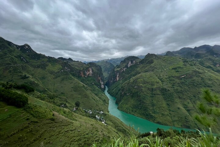Opplev den fantastiske Ha Giang Loop motorsykkelturen i Vietnam, med fantastisk fjellandskap og lokal kultur, foto 19 | wizardtrip