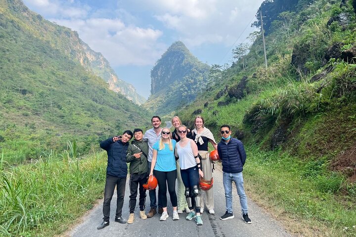 Opplev den fantastiske Ha Giang Loop motorsykkelturen i Vietnam, med fantastisk fjellandskap og lokal kultur, foto 29 | wizardtrip